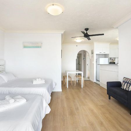 1 Bedroom And 1 Living Room Family Suite Gold Coast Eksteriør bilde