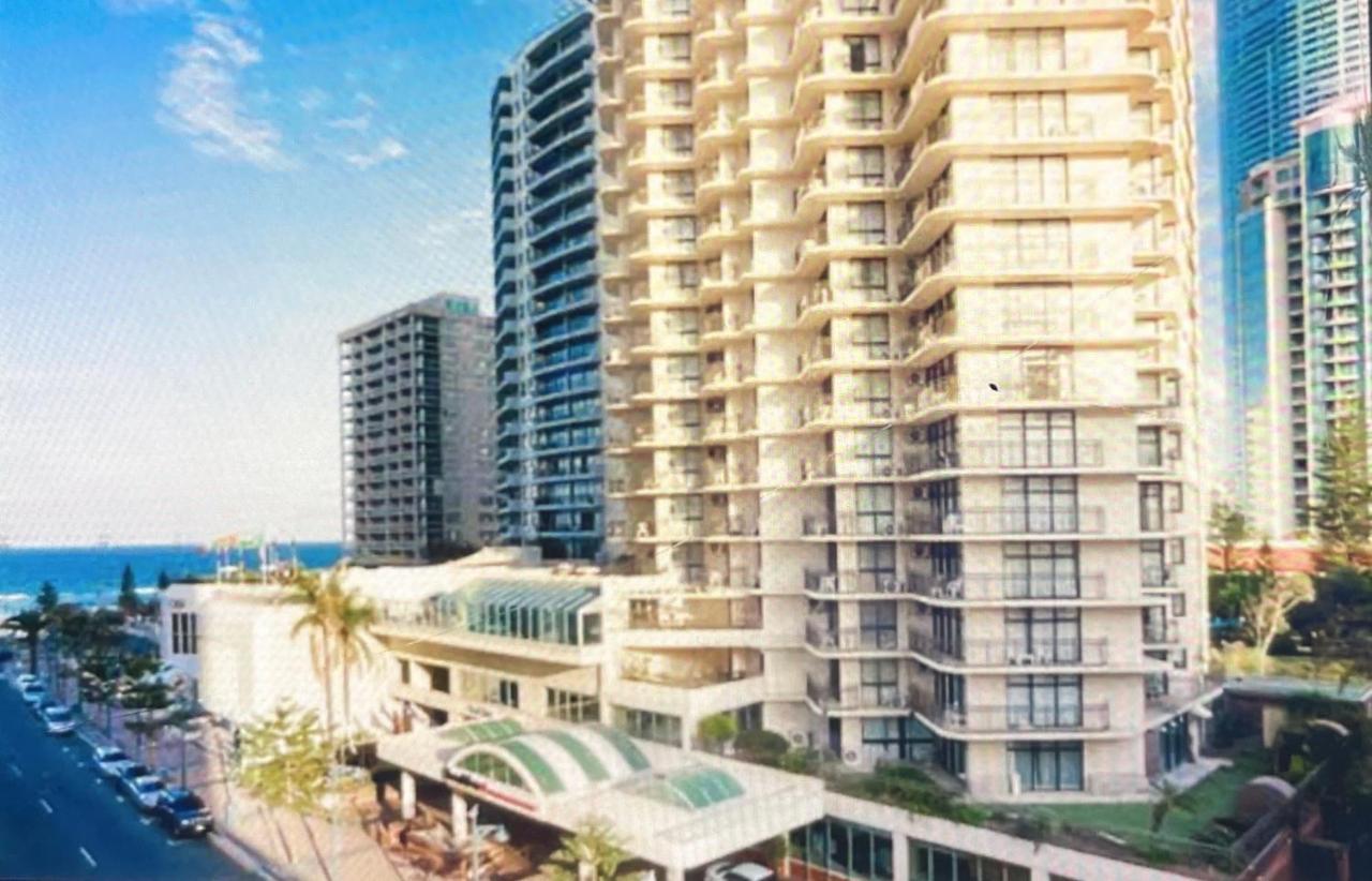 1 Bedroom And 1 Living Room Family Suite Gold Coast Eksteriør bilde